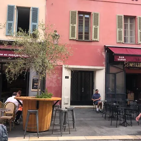 Apartamento En Plein Coeur De Vieille