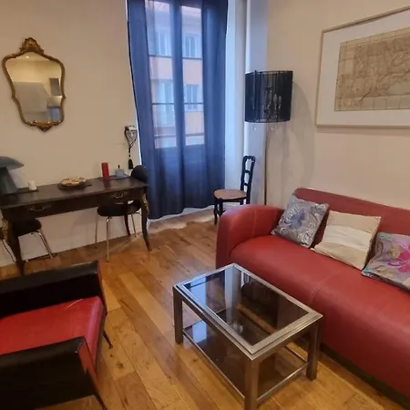 Appartamento En Plein Coeur De Vieille *
